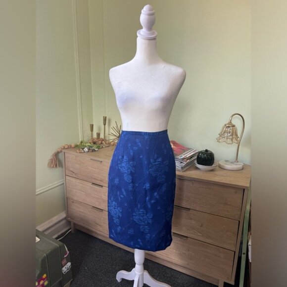 JESSICA HOWARD Vintage Blue Brocade Floral Ruffle Suit Jacket & Skirt Set Sz S-M - Picture 11 of 16